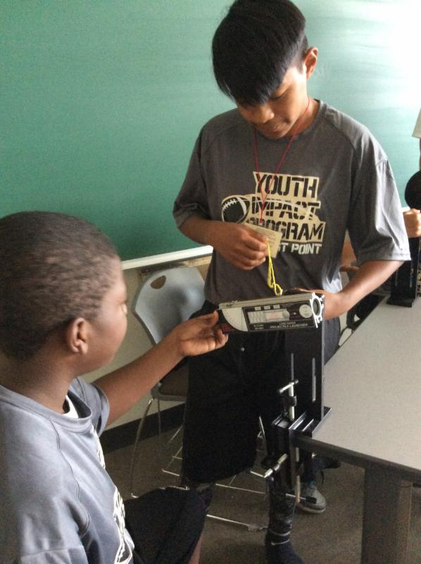 Boy repairing machine