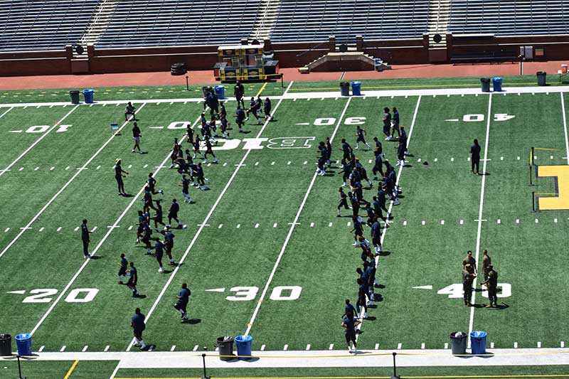 team playing in the ground