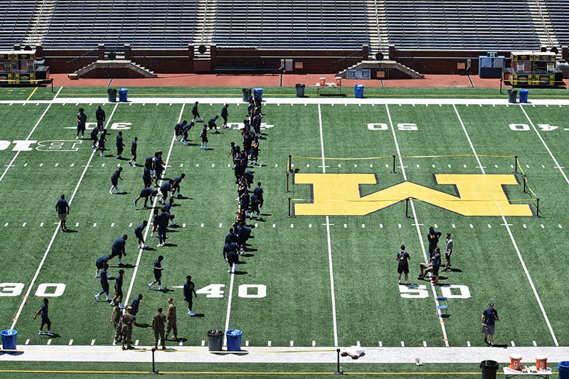 team playing in the ground